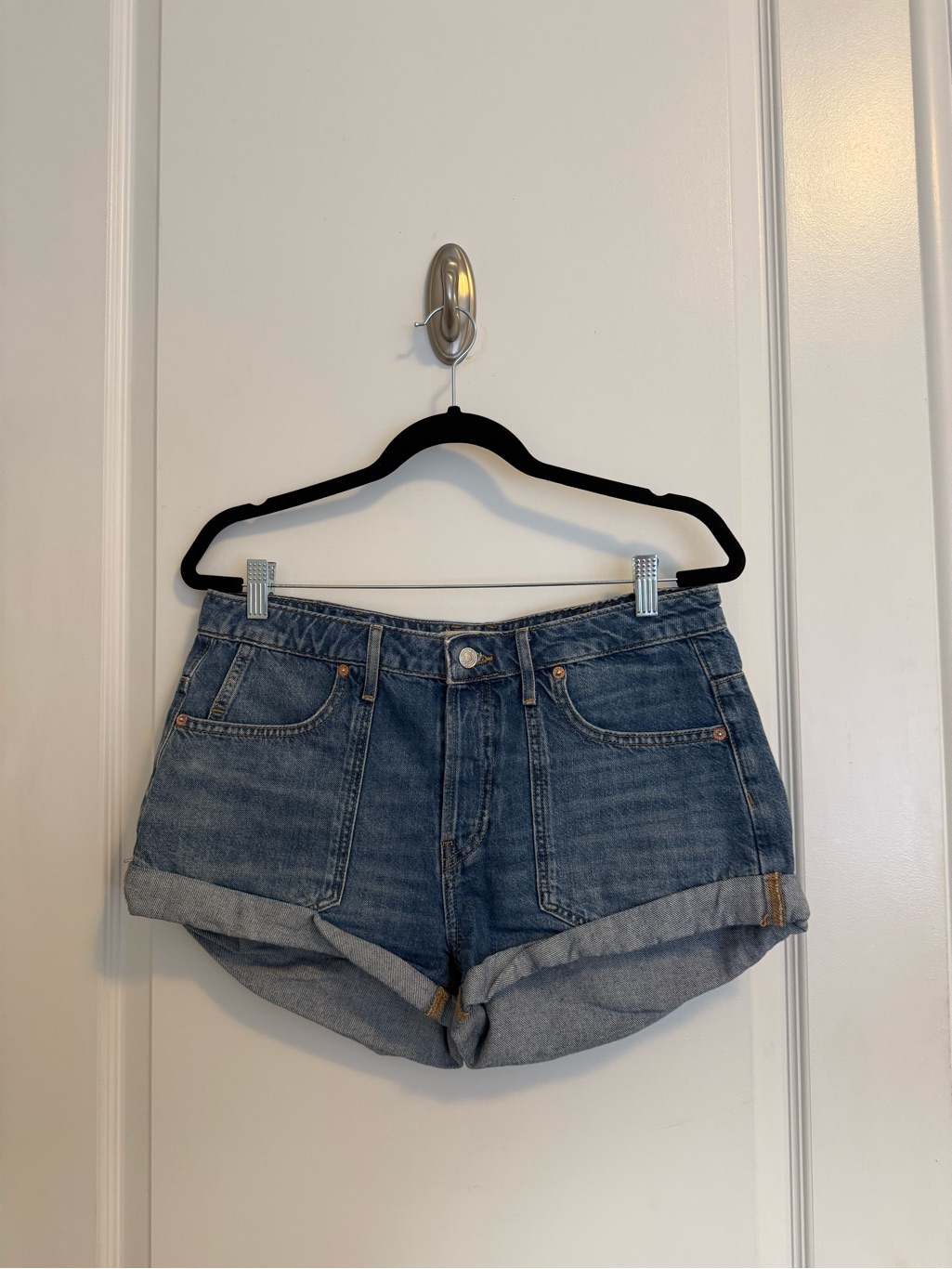 Free People “We The Free” Medium Blue Rolled Cuff Denim Shorts - Size 28